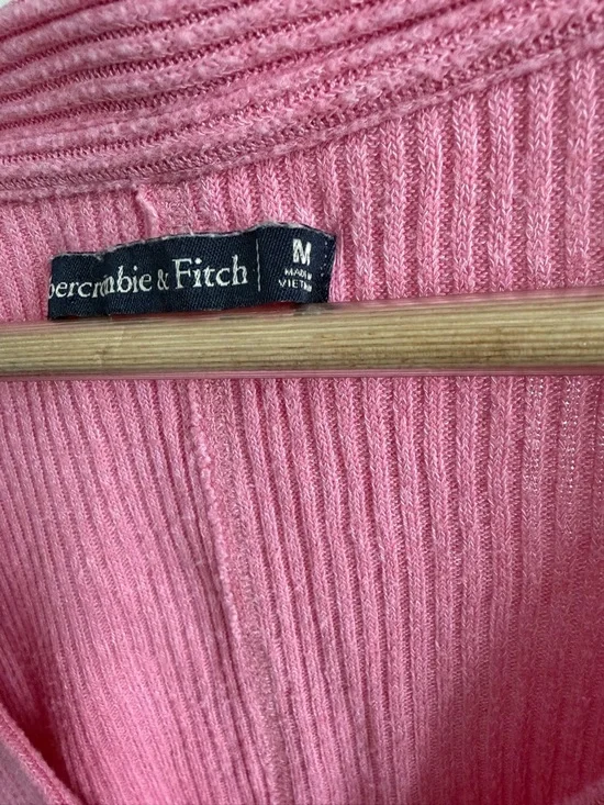Abercrombie & Fitch Pink Ribbed Button-Front Cardigan - Picture 4 of 7